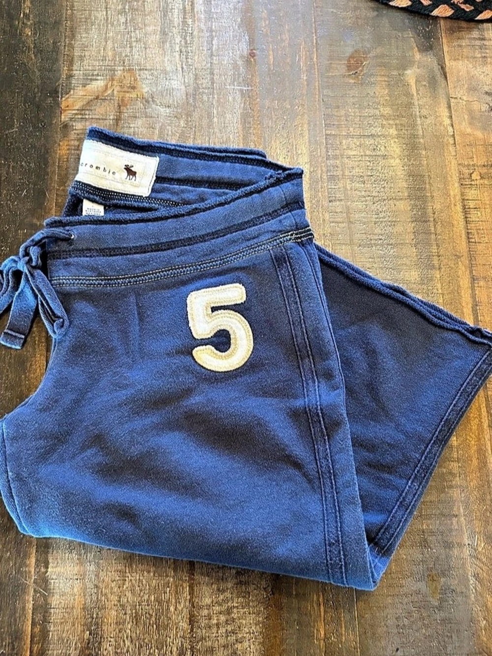 Abercrombie & Fitch Athletic Capri/Shorts in Blue Size Kids Large